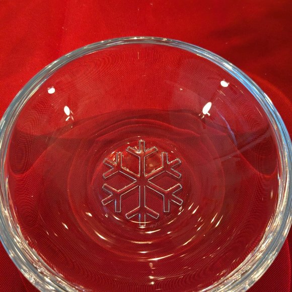 Orrefors Round Heavy Crystal Snowflake Bowl - Picture 2 of 13